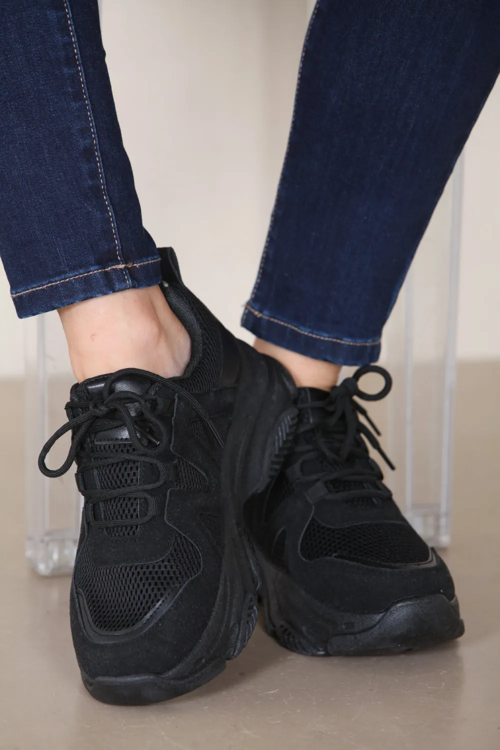 BLACK CHUNK SOLE DESIGNER LACE UP TRAINERS