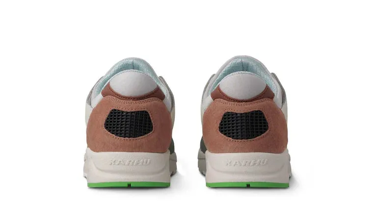 Karhu Aria 95 - Cork Foggy Dew