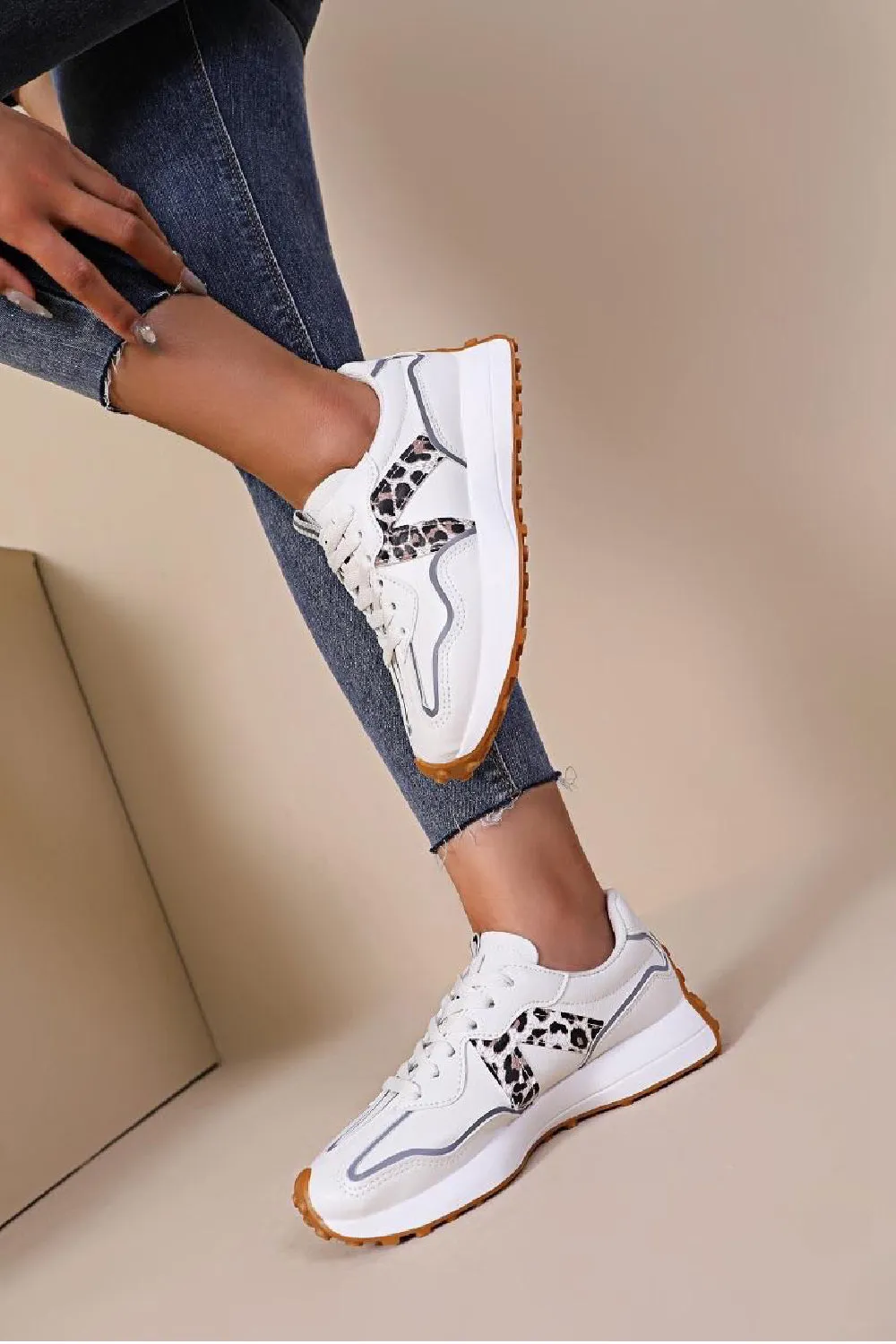 LEOPARD PRINT LACE UP SIDE DETAIL FASHION DESIGNER TRAINERS